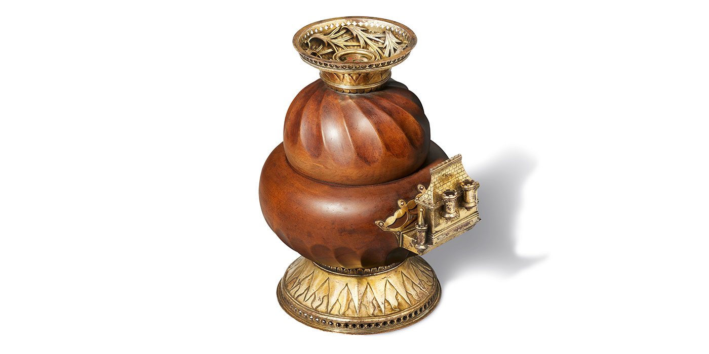 Auction 1275 - Silver, Kunstkammer, Furniture