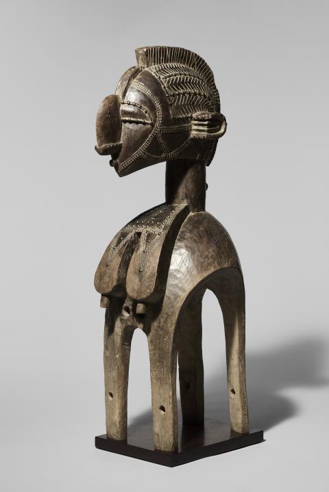
    
            
                    A Baga D'mba-Yamban mask, Boffa region Guinea
                
        
